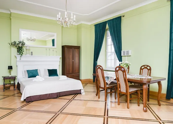 Apartamenty W Palacu Pod Baranami